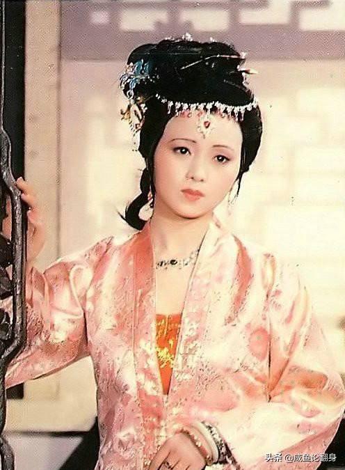 王熙凤和几个人发生过关系(王熙凤和谁好过)